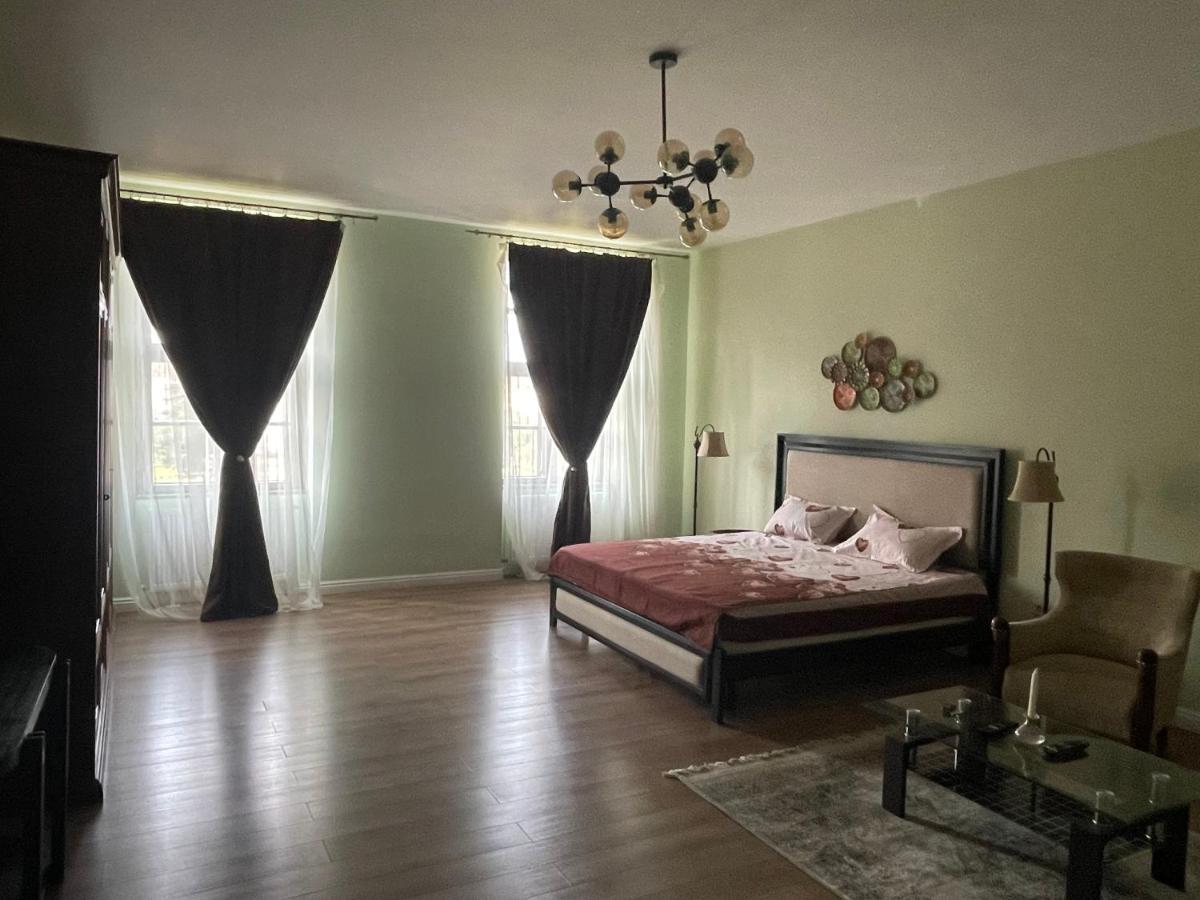 Cozyflat In The Central Арад Екстер'єр фото